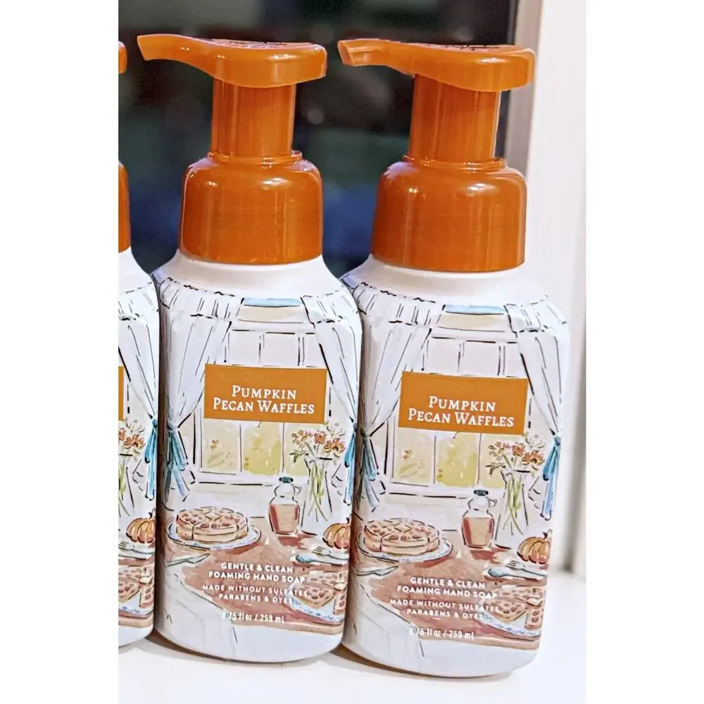 Bath & Body Works Pumpkin Pecan Waffles Gentle Clean Foaming Hand Soap x4